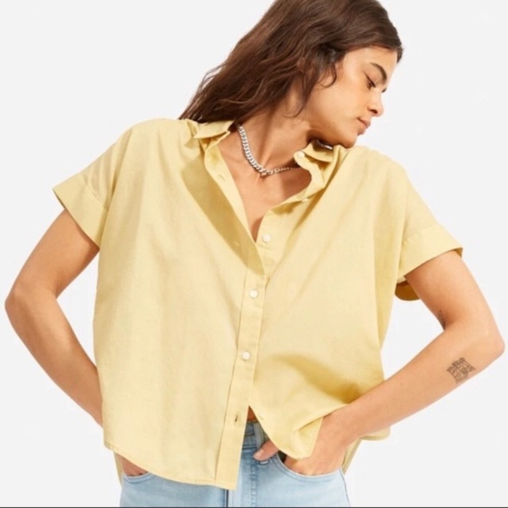 Sale: Everlane Square Air Shirt gold yellow size Small